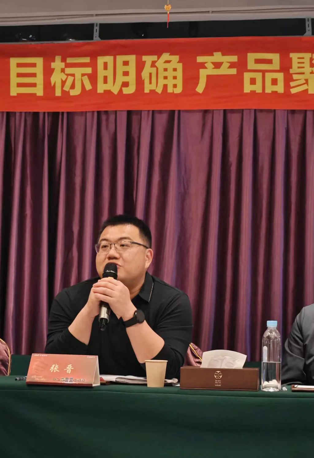 求真创新 价值跨越!江淮重卡成功召开安徽、华东及华南区域销售启动会! - 第3张 - 提加商用车网 求真创新 价值跨越!江淮重卡成功召开安徽、华东及华南区域销售启动会! - 第3张