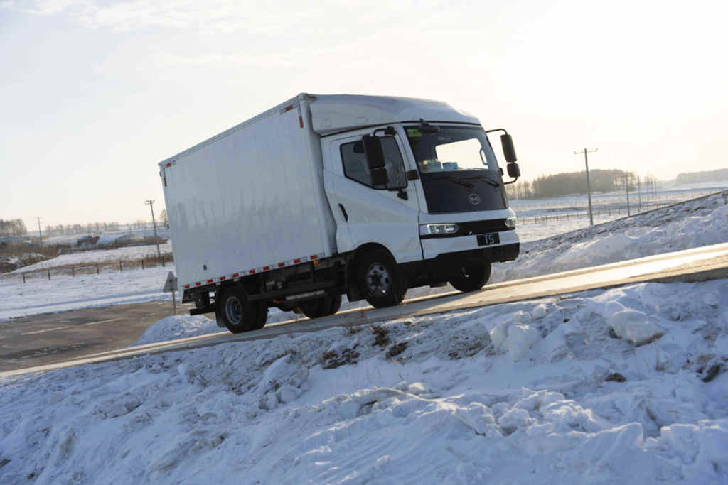 零下40℃!比亚迪商用车勇闯黑河圆满完成极寒挑战 - 第2张 - 提加商用车网 零下40℃!比亚迪商用车勇闯黑河圆满完成极寒挑战 - 第2张