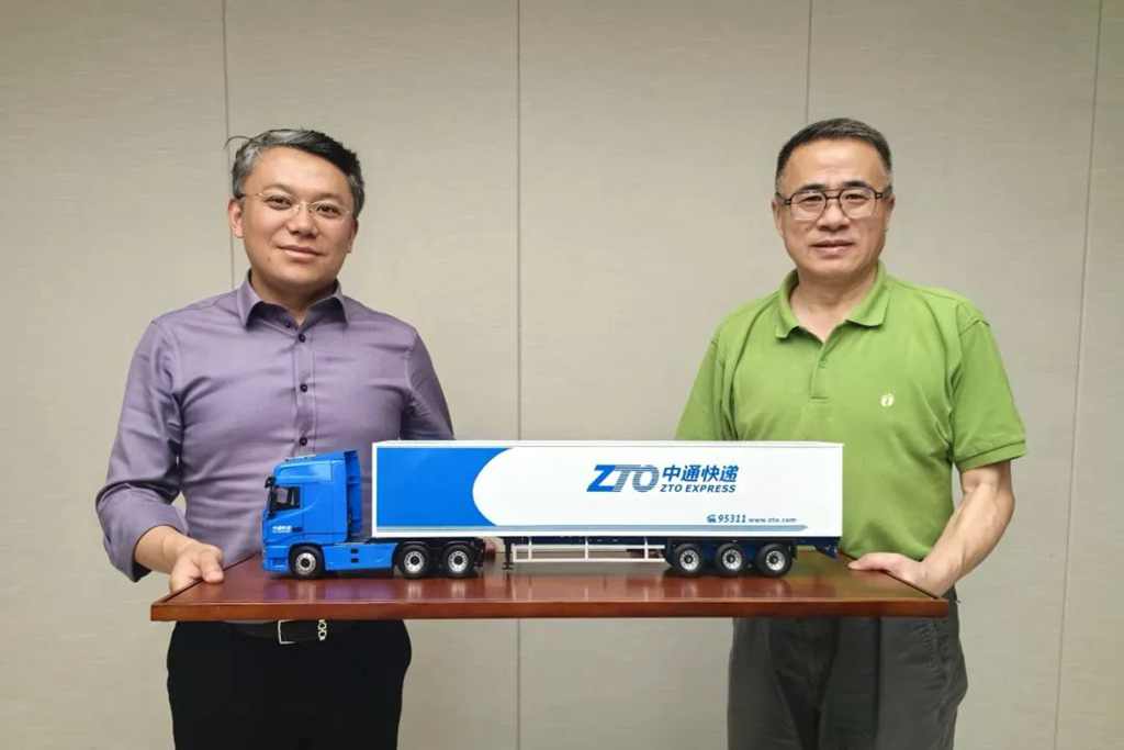 张小帆走访东风商用车战略合作伙伴