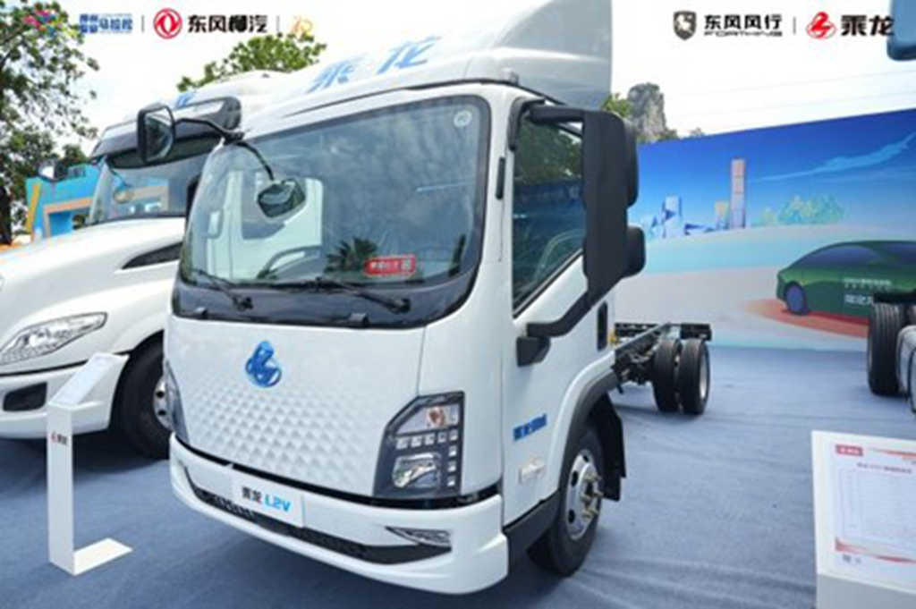 乘龙L2V纯电轻卡 城配马拉松三好冠军 