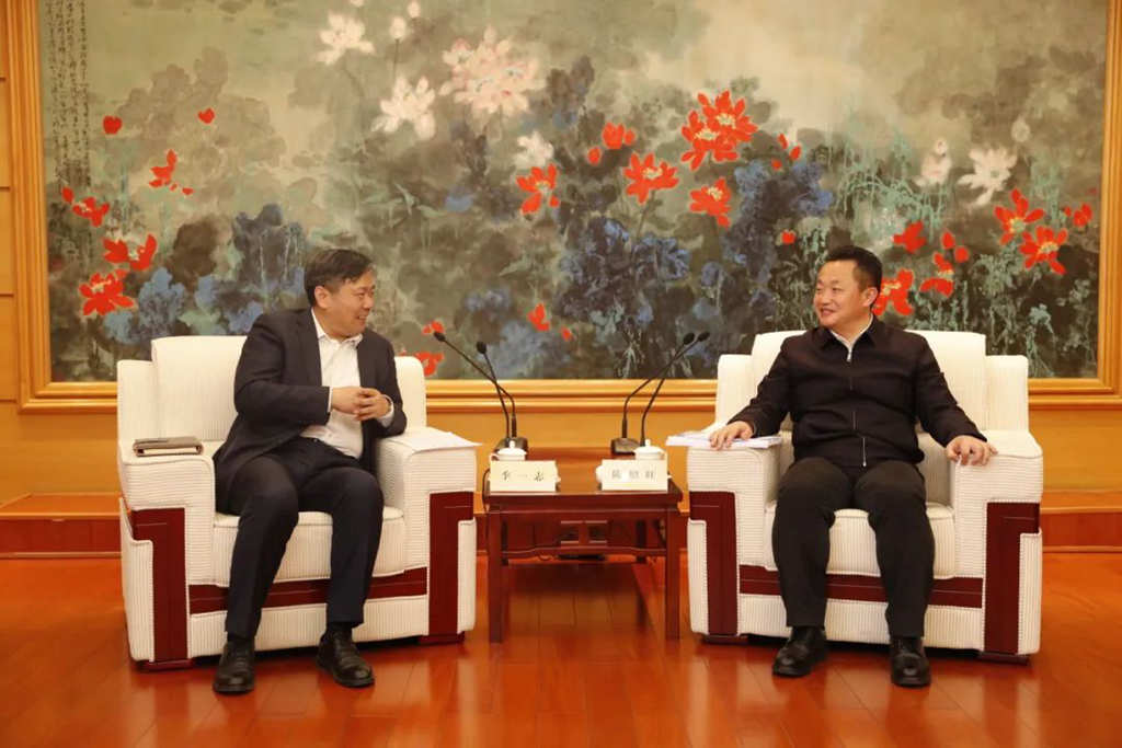 一汽解放与大连市就新能源产业合作达成共识