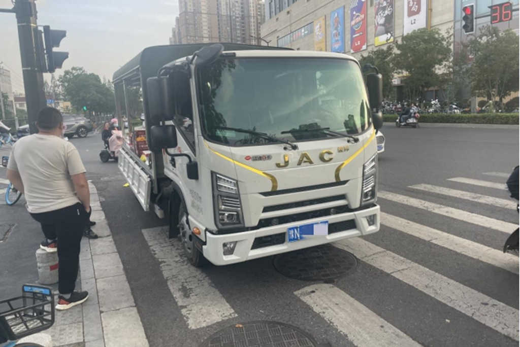 再开十年江淮1卡骏铃金饭碗,水果批发老师傅为什么这样说? - 第3张 - 提加商用车网 再开十年江淮1卡骏铃金饭碗,水果批发老师傅为什么这样说? - 第3张