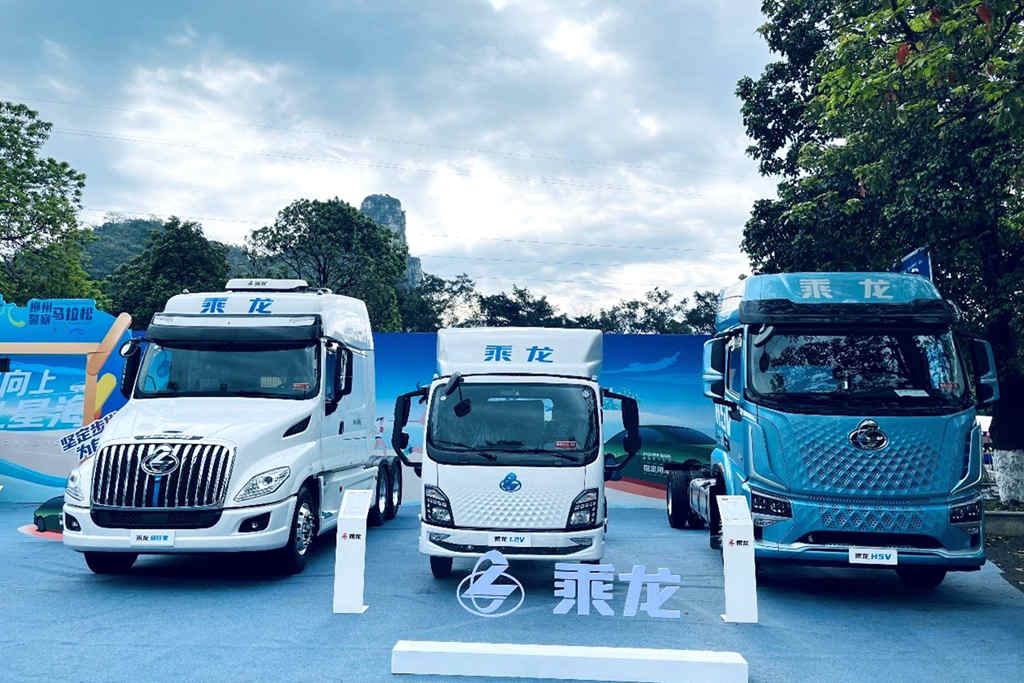 以马拉松精神不断进取，东风柳汽乘龙与中国汽车工业共奔跑 - 第5张