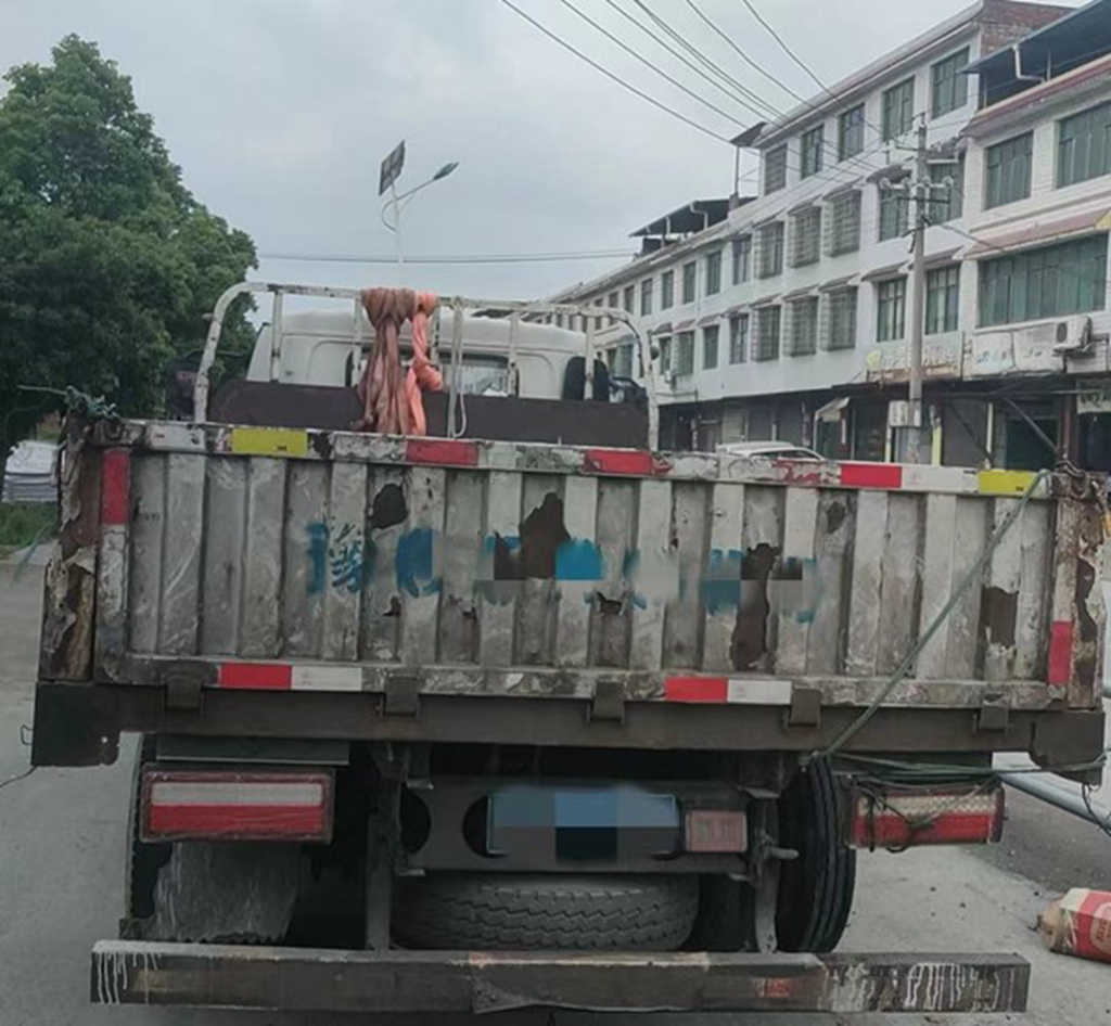 物产中国 百万同行│河南洛阳李师傅:骏铃V6拉钓鱼船跑遍华南,5年100万公里实现创富梦 - 第5张 - 提加商用车网 物产中国 百万同行│河南洛阳李师傅:骏铃V6拉钓鱼船跑遍华南,5年100万公里实现创富梦 - 第5张