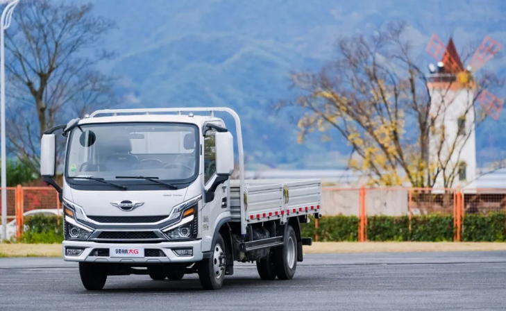 领航大G有颜有料,B级轿车舒适标准被它狠狠拿捏~ - 第1张 - 提加商用车网 领航大G有颜有料,B级轿车舒适标准被它狠狠拿捏~ - 第1张