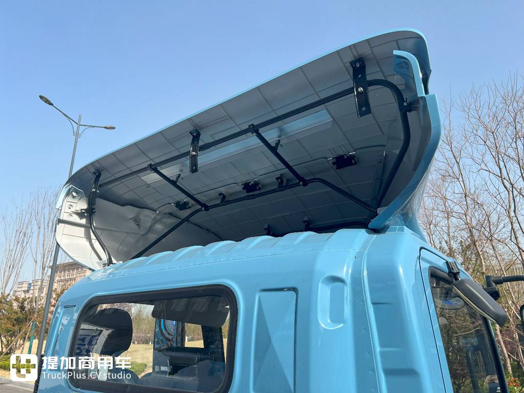 成为快递标配、搬家首选,宇通T2小轻卡实拍评测 - 第5张 - 提加商用车网 成为快递标配、搬家首选,宇通T2小轻卡实拍评测 - 第5张