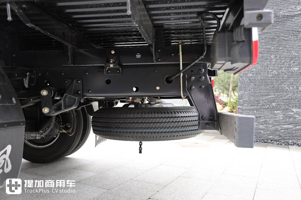 东风轻型车推出全新5m轻卡任吾行,超高配置越级体验,每公里成本还不到5毛钱? - 第8张 - 提加商用车网 东风轻型车推出全新5m轻卡任吾行,超高配置越级体验,每公里成本还不到5毛钱? - 第8张
