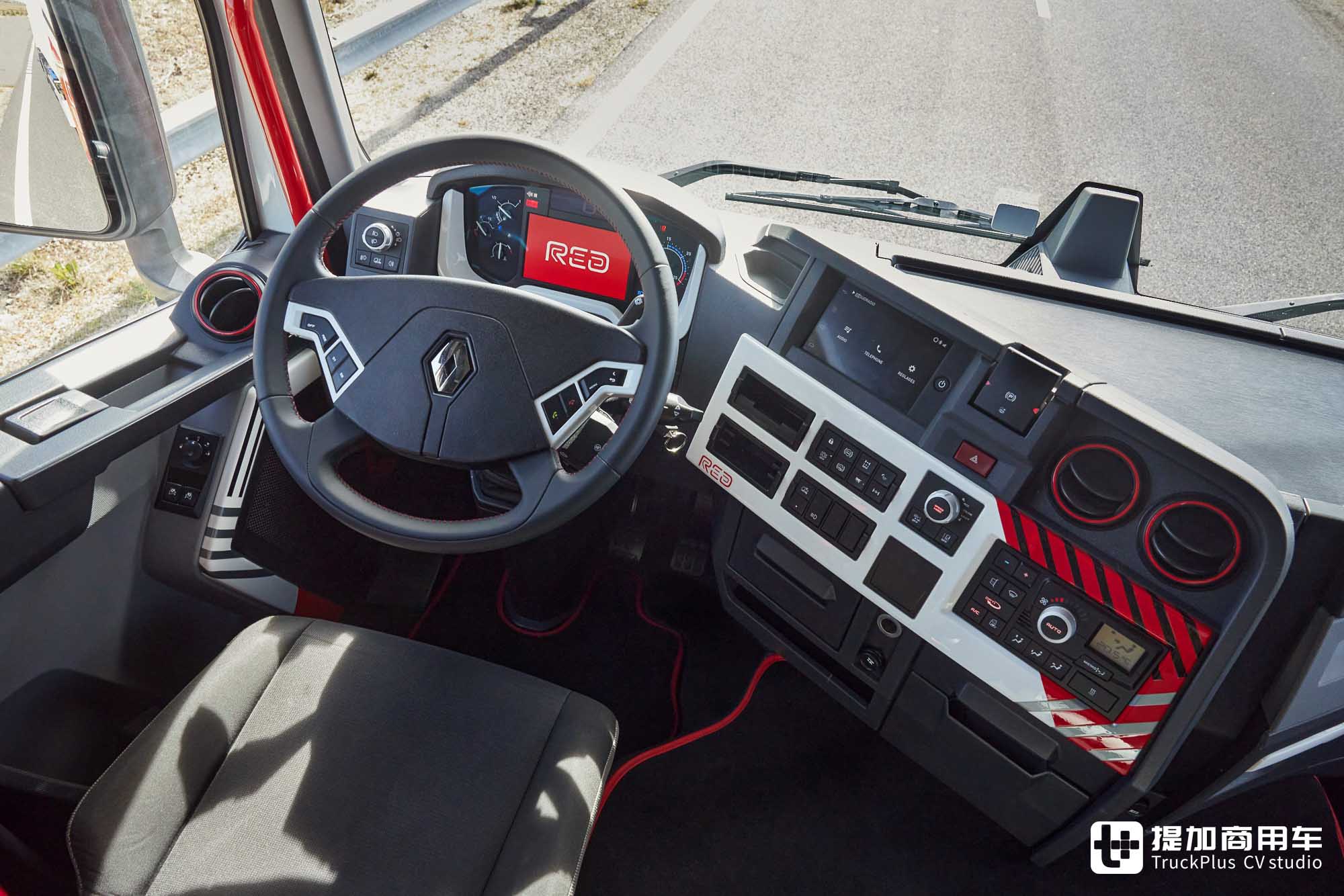 官方翻新二手车,还推出了限定版?雷诺T Red牵引车了解一下 - 第13张 - 提加商用车网 官方翻新二手车,还推出了限定版?雷诺T Red牵引车了解一下 - 第13张