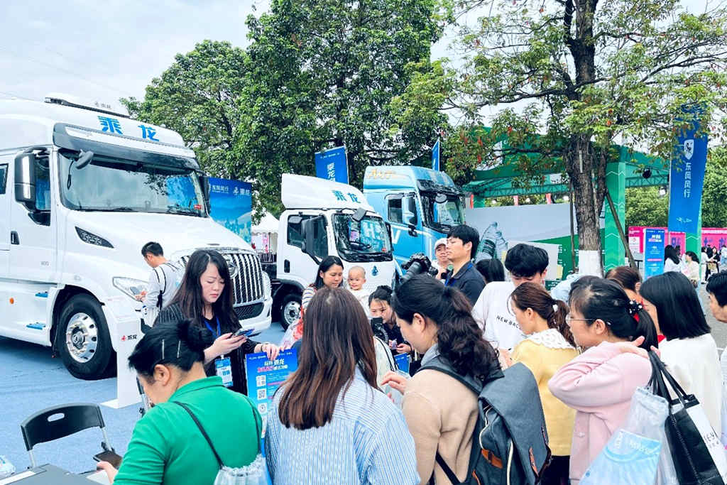 以马拉松精神不断进取，东风柳汽乘龙与中国汽车工业共奔跑 - 第7张