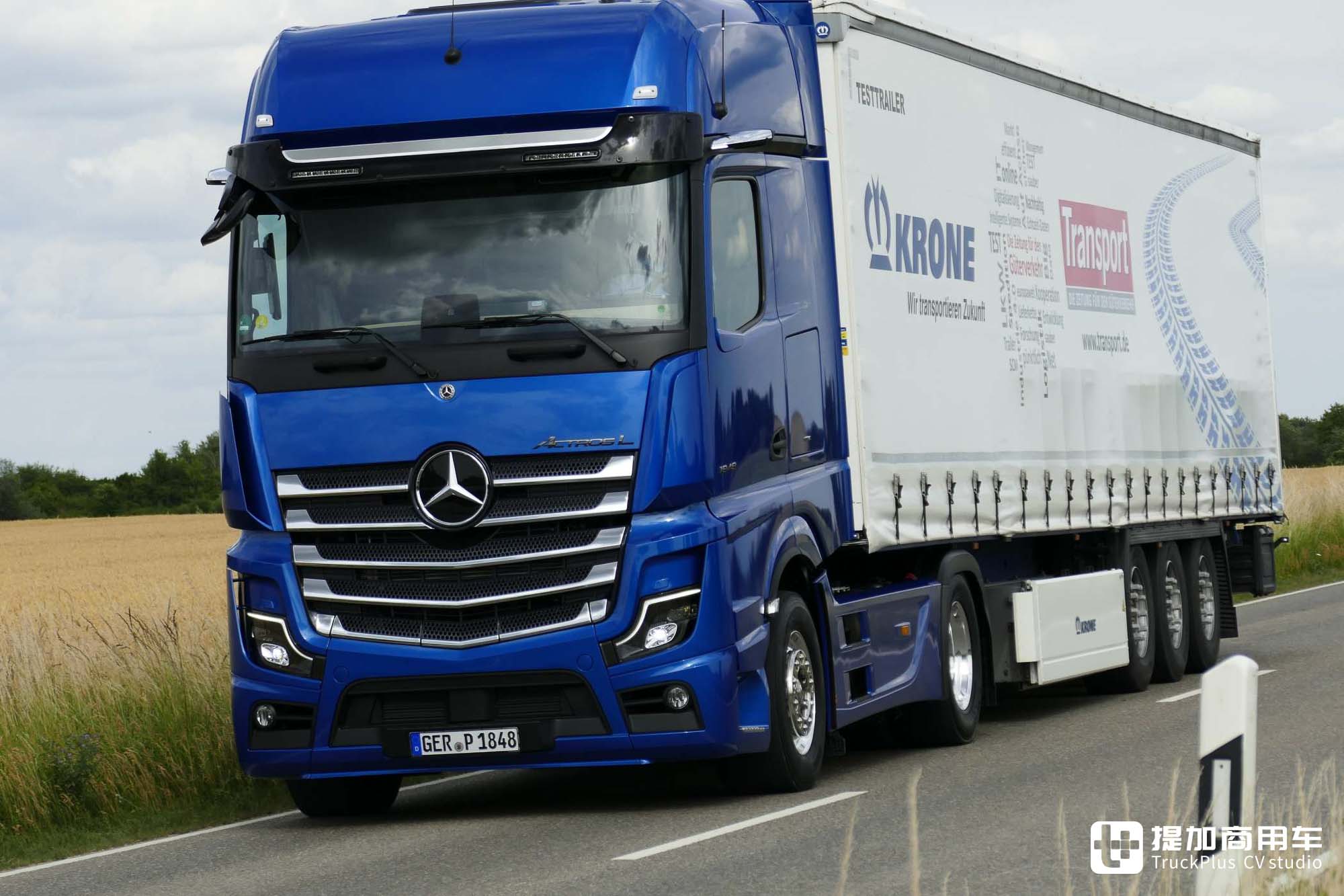 第三代OM471发动机,超人性化单人生活舱,奔驰Actros L 1848旗舰牵引车实拍 - 第1张 - 提加商用车网 第三代OM471发动机,超人性化单人生活舱,奔驰Actros L 1848旗舰牵引车实拍 - 第1张