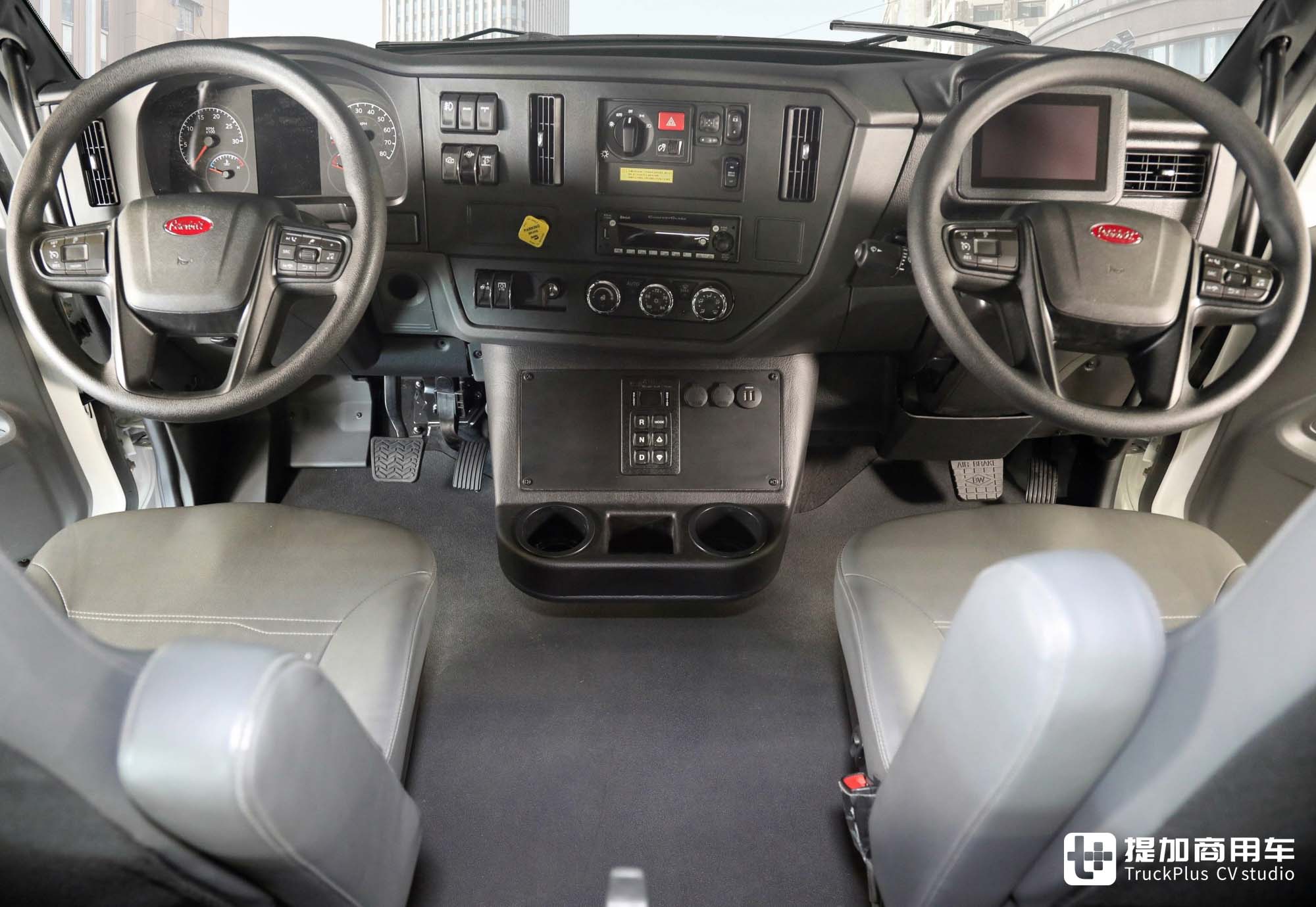 配备两套方向盘,主驾副驾都能开?带您看那些特殊的双方向盘卡车 - 第16张 - 提加商用车网 配备两套方向盘,主驾副驾都能开?带您看那些特殊的双方向盘卡车 - 第16张