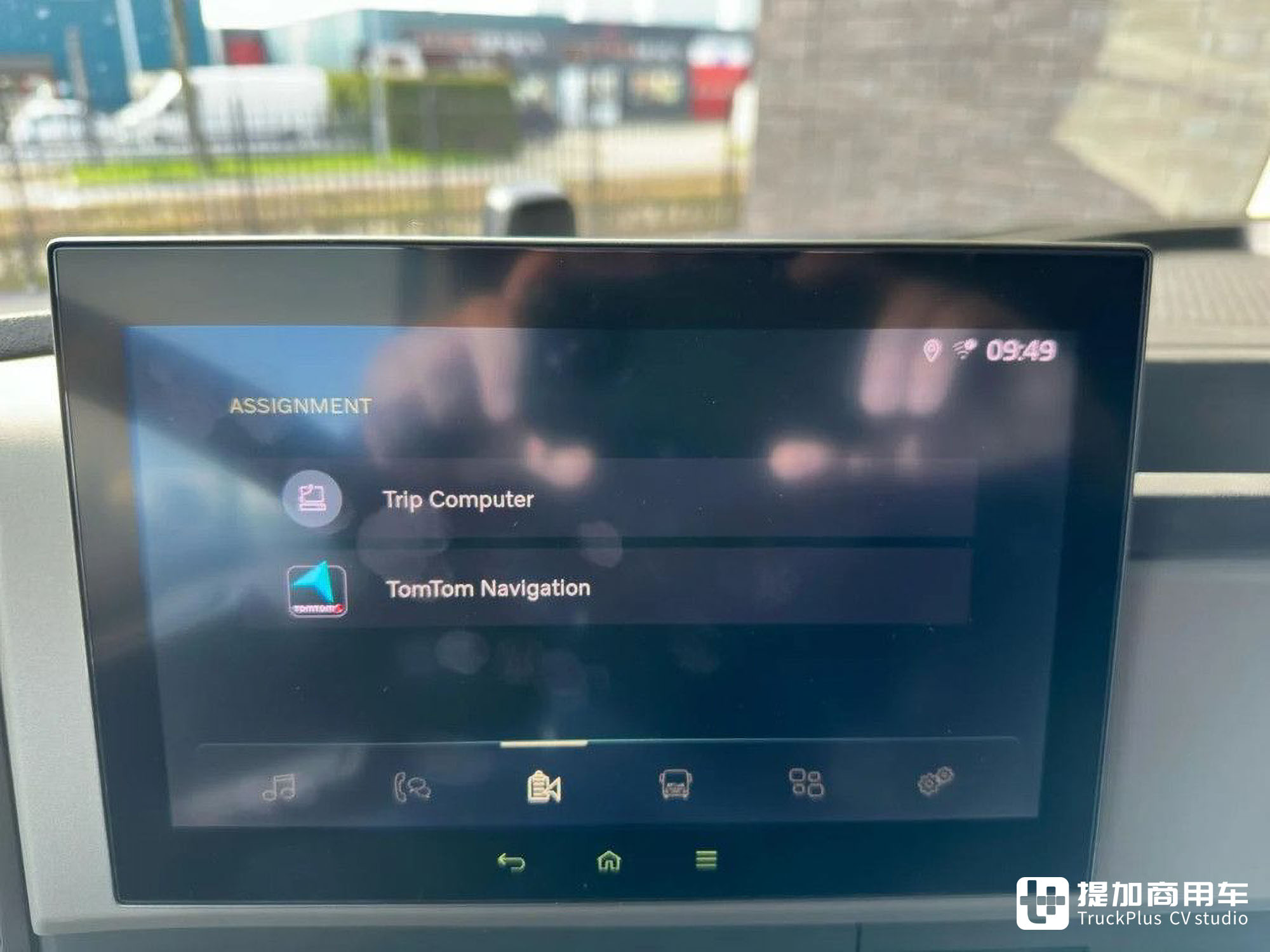 重卡房车“圣体”?双排驾驶室+6x2空悬,沃尔沃FM底盘实拍 - 第17张 - 提加商用车网 重卡房车“圣体”?双排驾驶室+6x2空悬,沃尔沃FM底盘实拍 - 第17张