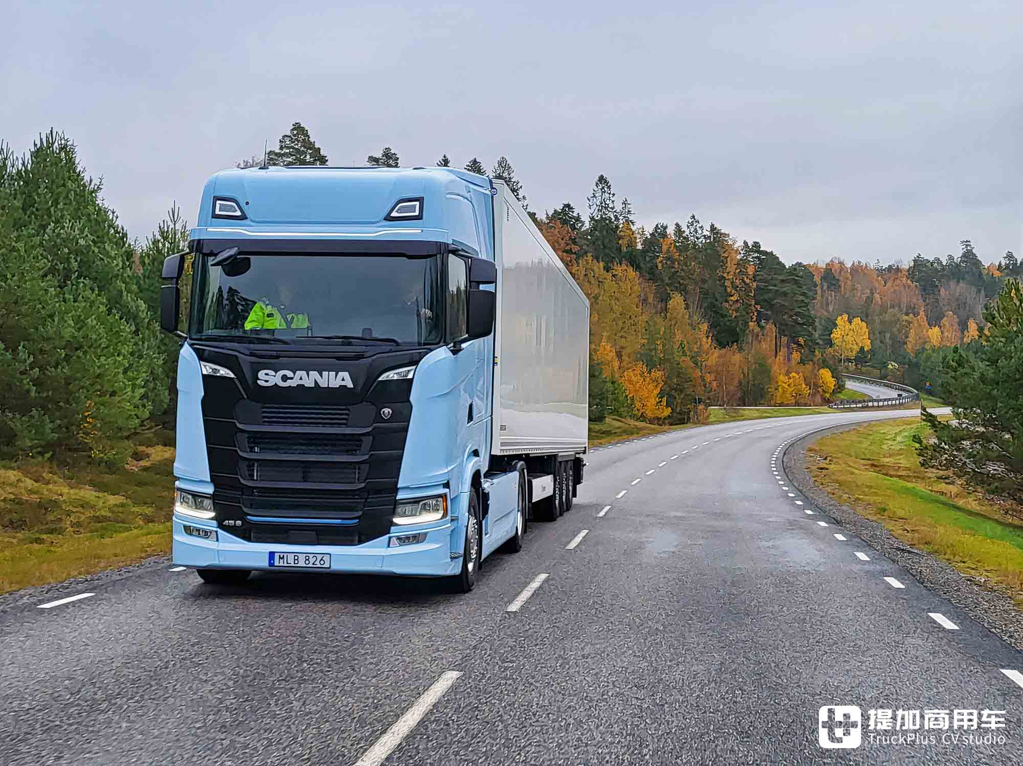 满载续航440公里，斯堪尼亚纯电卡车最强战力，45 S电动牵引车实拍 - 第20张