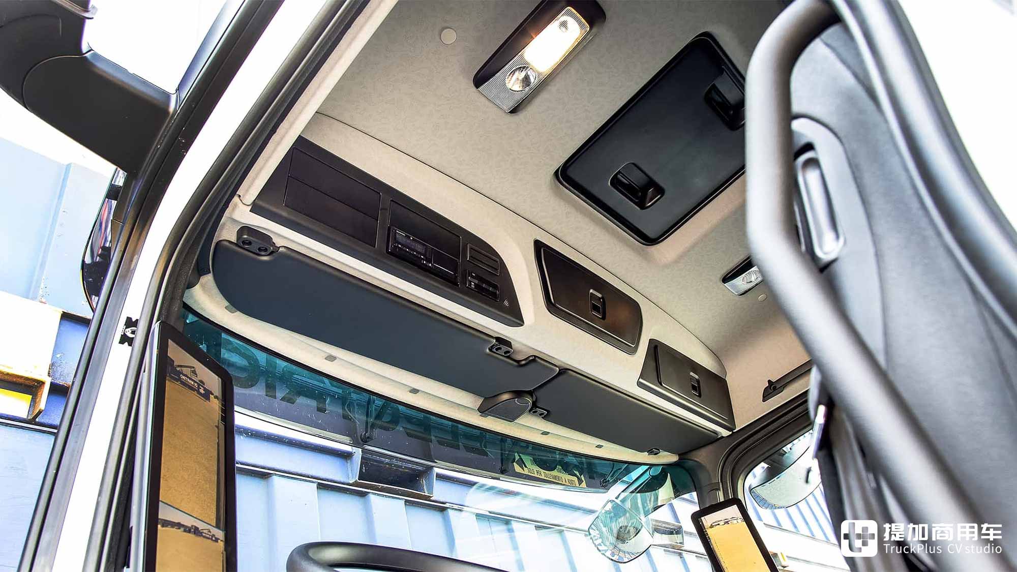 电动卡车拉中置轴,运量堪比两台9米6?实拍奔驰eActros 300中置轴列车 - 第25张 - 提加商用车网 电动卡车拉中置轴,运量堪比两台9米6?实拍奔驰eActros 300中置轴列车 - 第25张