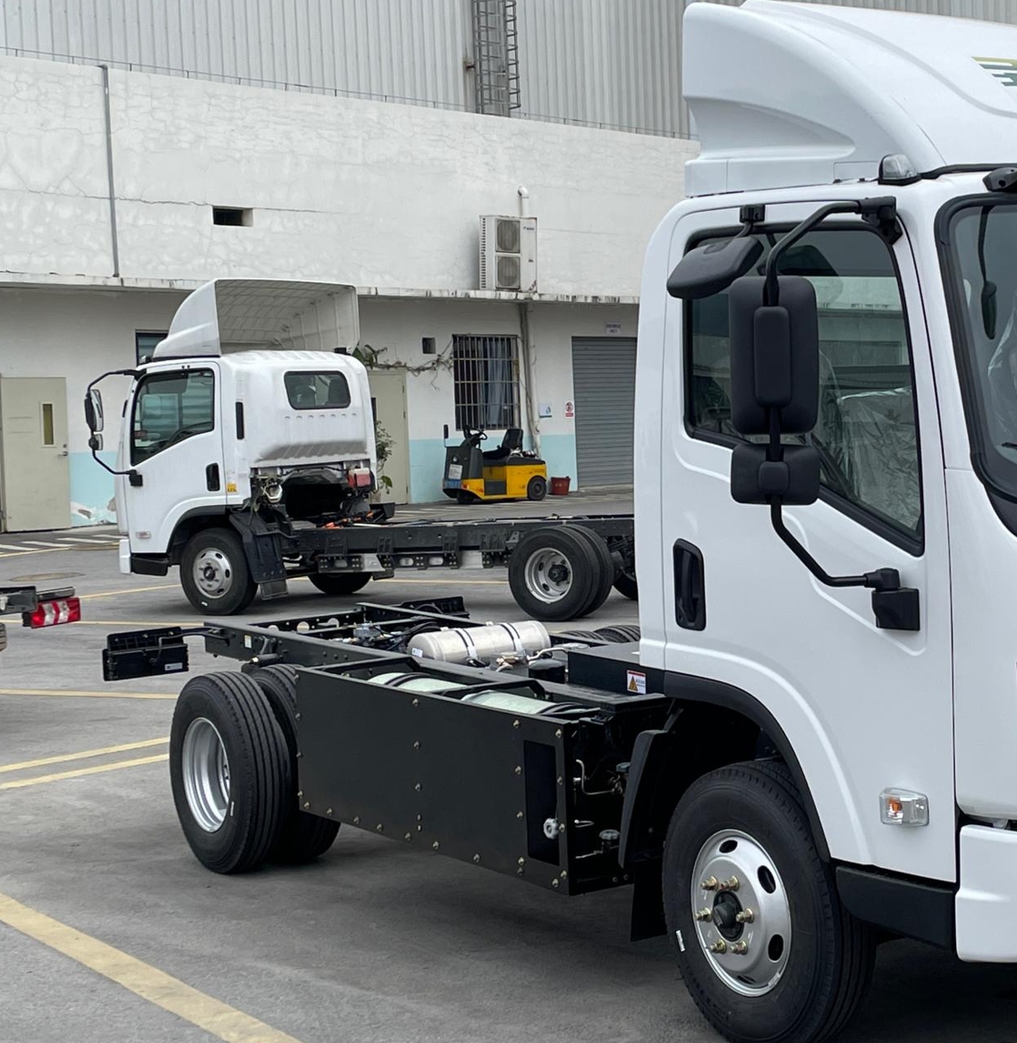 城配盈利新选择,乘龙L2V CNG增程式轻卡即将上市 - 第2张 - 提加商用车网 城配盈利新选择,乘龙L2V CNG增程式轻卡即将上市 - 第2张