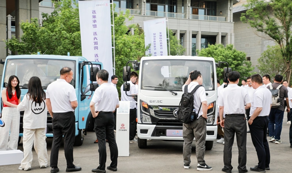 东风多利卡“任吾行”何以一鸣惊人 东风轻型车这次准备了哪些“弹药” - 第6张 - 提加商用车网 东风多利卡“任吾行”何以一鸣惊人 东风轻型车这次准备了哪些“弹药” - 第6张