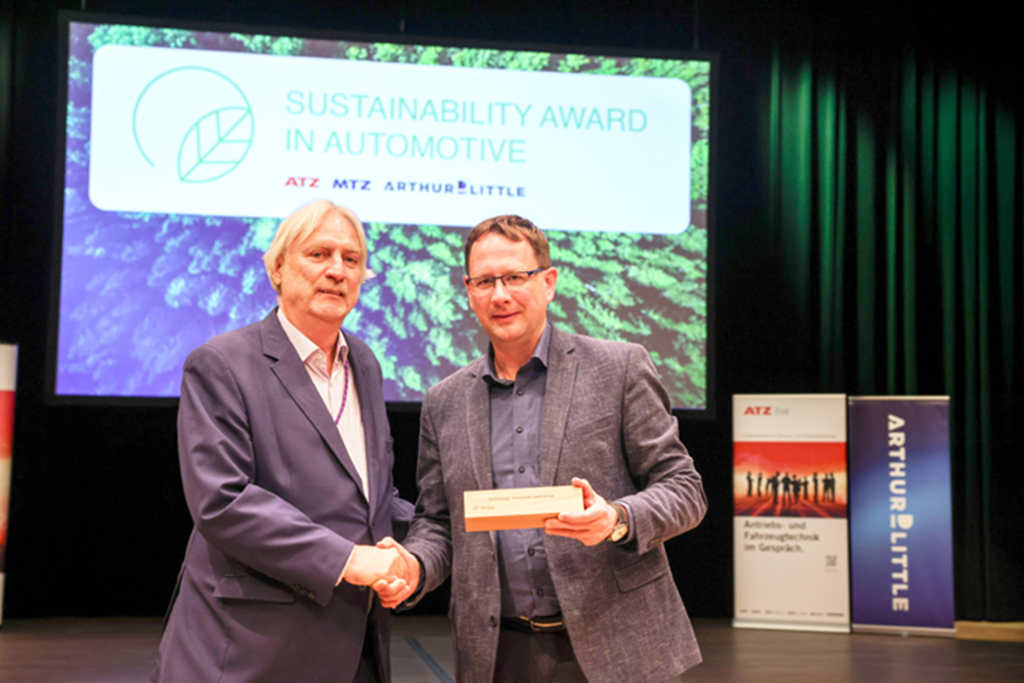 同时斩获两项大奖 采埃孚商用车可持续发展再获肯定