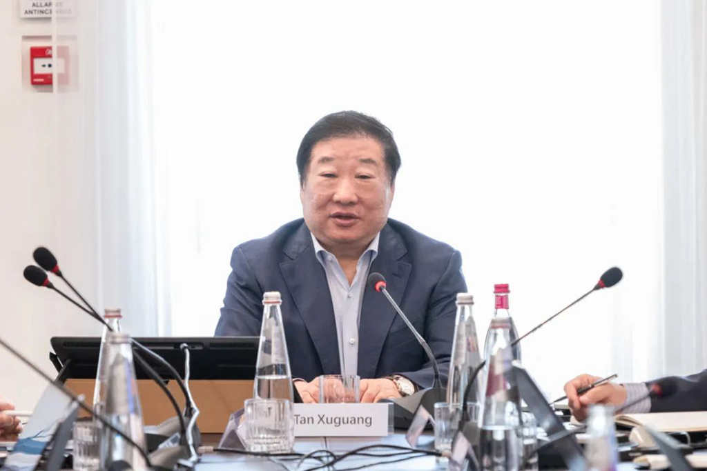 谭旭光:要用超强的速度抢占全球能源电力机组市场!