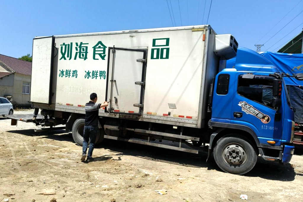 物产中国 百万同行│安徽广德王师傅:下广州跑江浙,鸡鸭肉运输百万公里无大修,帅铃确实选对了 - 第2张 - 提加商用车网 物产中国 百万同行│安徽广德王师傅:下广州跑江浙,鸡鸭肉运输百万公里无大修,帅铃确实选对了 - 第2张