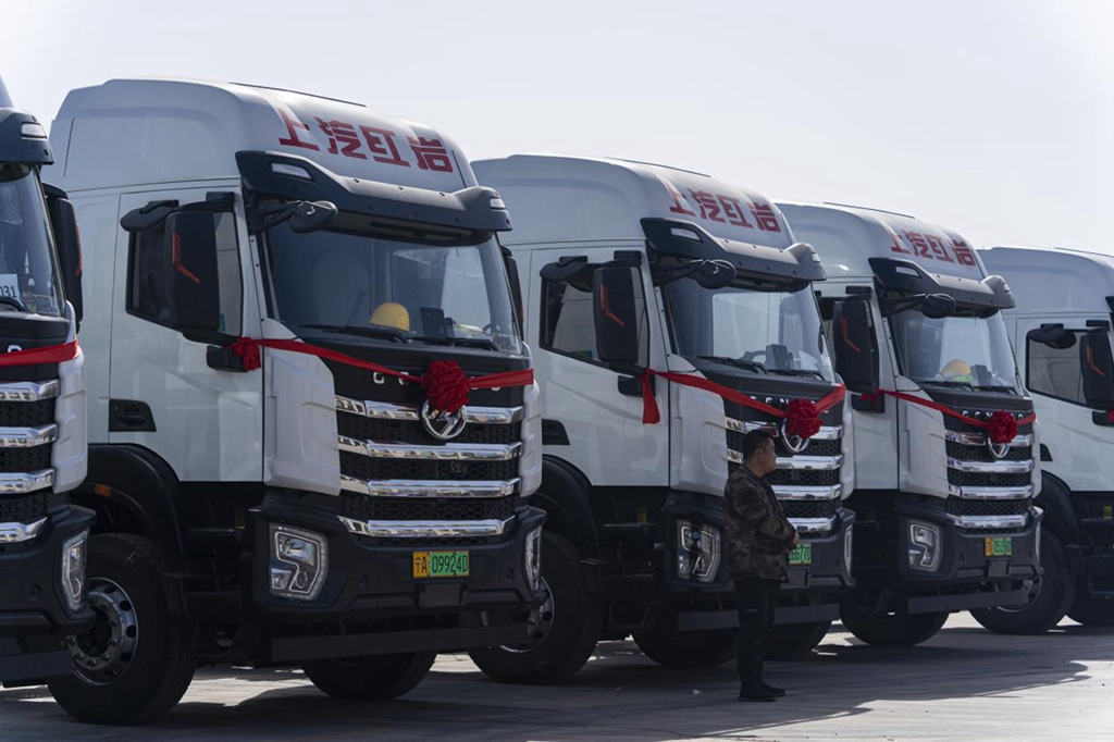 智电融合,低耗高效,上汽红岩智电版新能源重卡交付江苏用户 - 第3张 - 提加商用车网 智电融合,低耗高效,上汽红岩智电版新能源重卡交付江苏用户 - 第3张