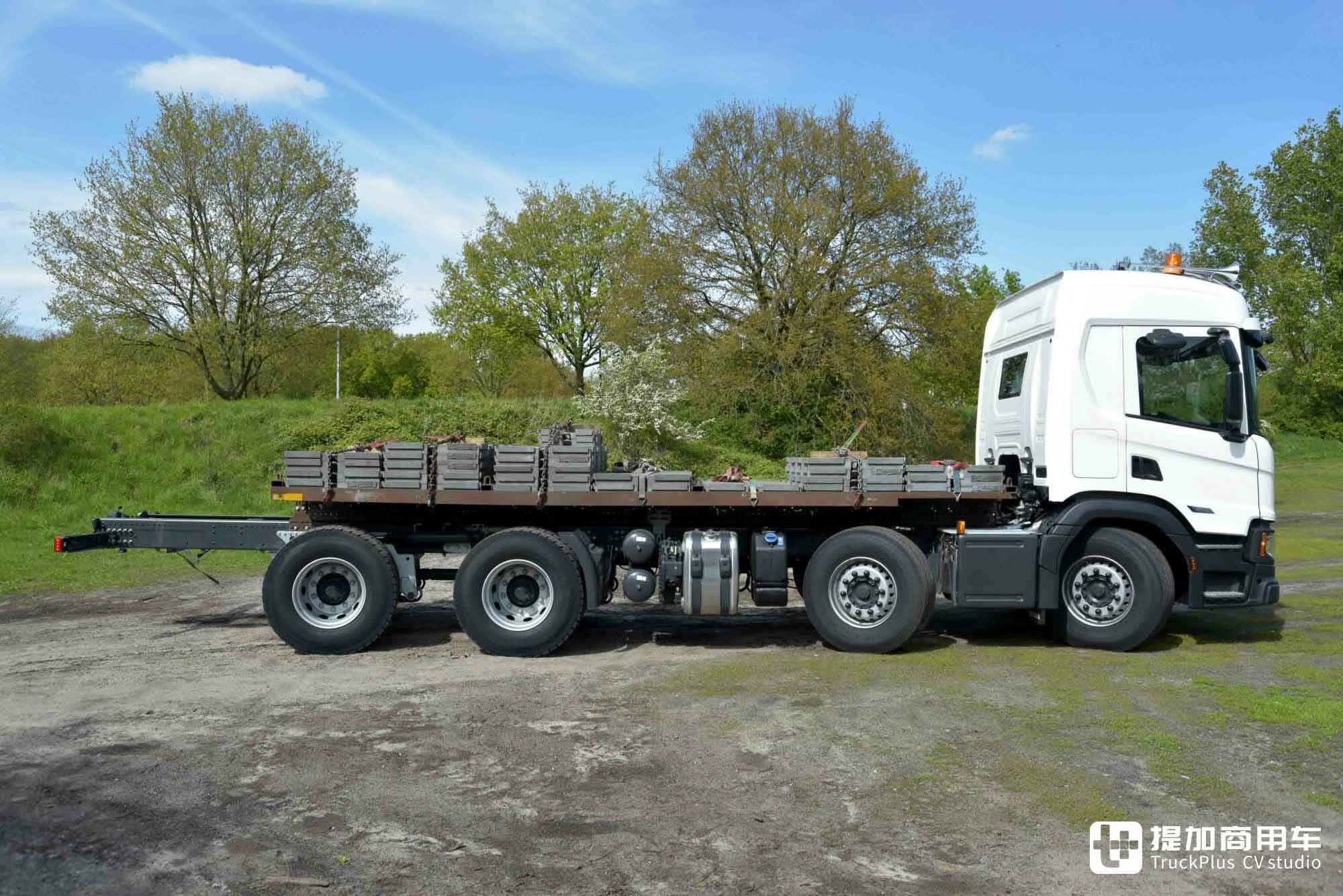 后桥双胎转向+驱动,全车空悬加持,斯堪尼亚460 P工程车底盘速览 - 第18张 - 提加商用车网 后桥双胎转向+驱动,全车空悬加持,斯堪尼亚460 P工程车底盘速览 - 第18张