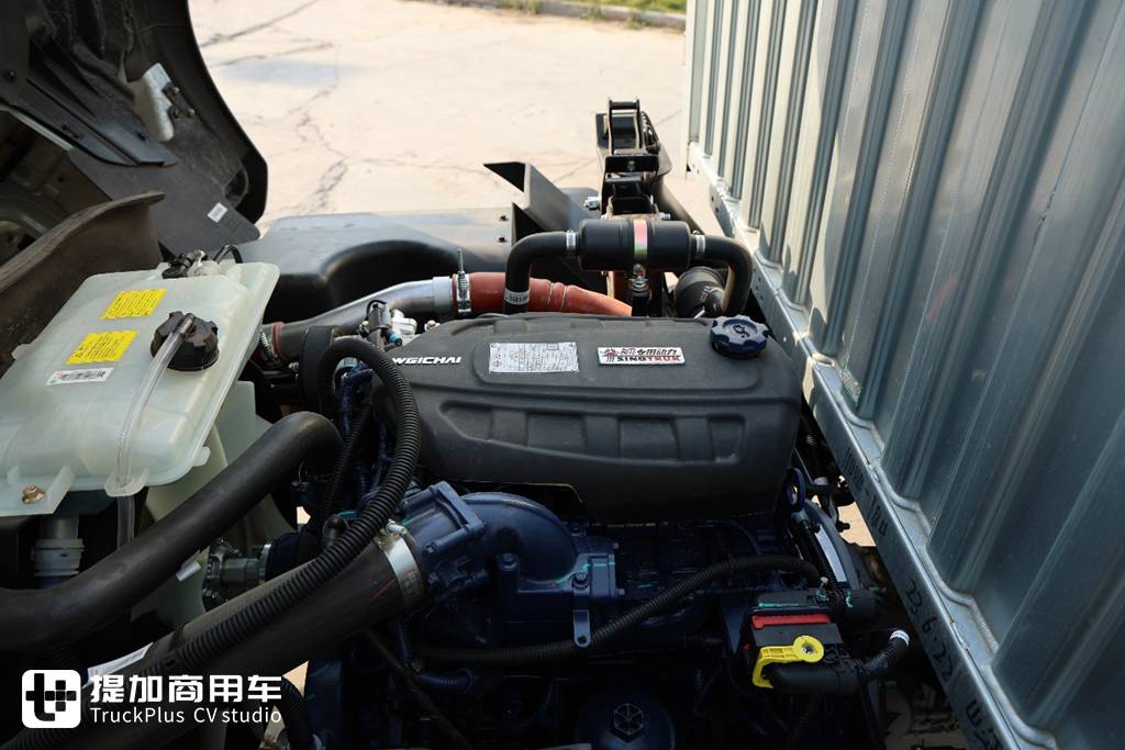 国产高端轻卡新标杆?拒绝配置同质化,重汽全新推出的豪沃统帅Pro轻卡实拍 - 第19张 - 提加商用车网 国产高端轻卡新标杆?拒绝配置同质化,重汽全新推出的豪沃统帅Pro轻卡实拍 - 第19张