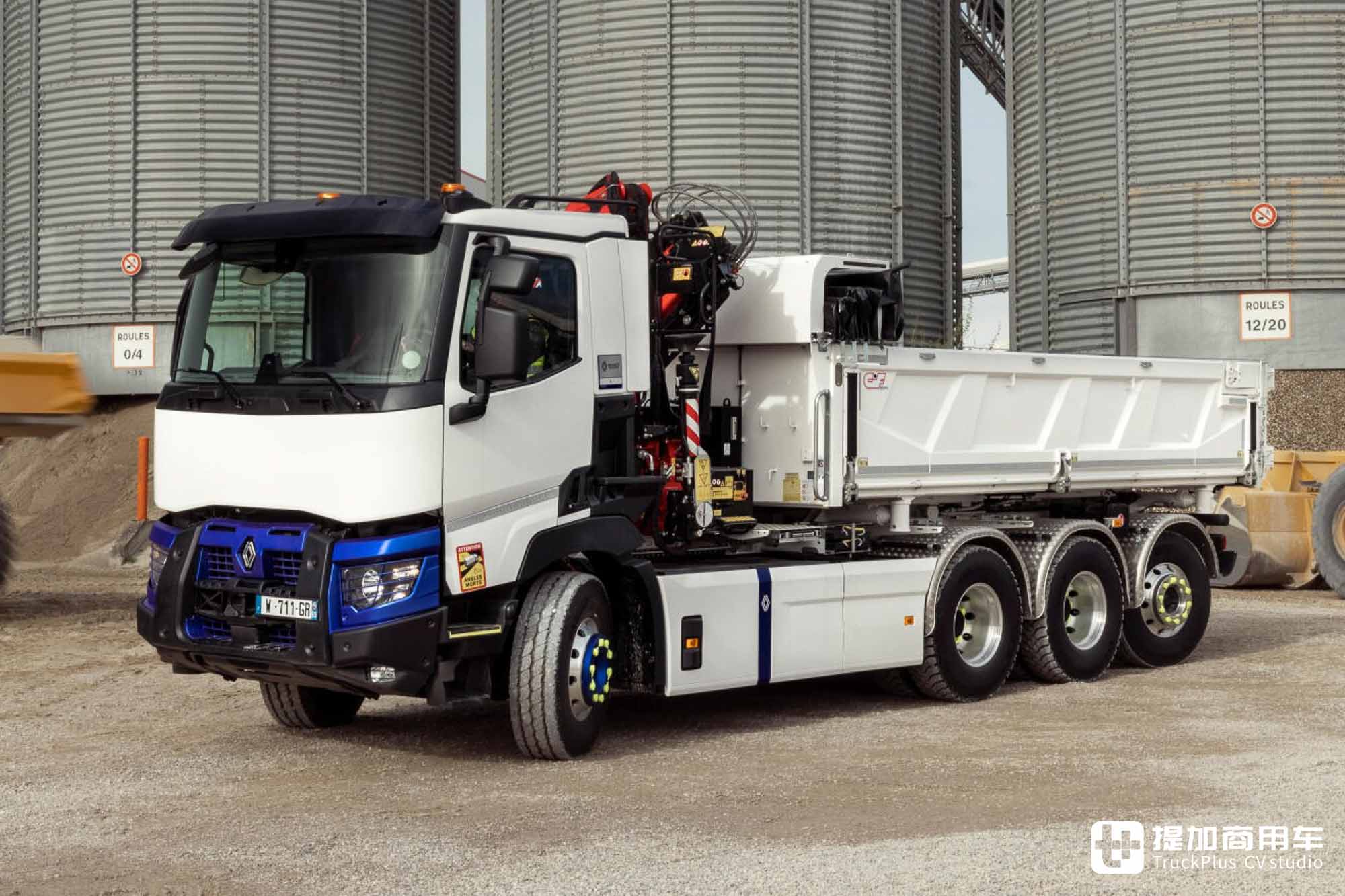 沃尔沃同款技术,细节设计到位,雷诺C E-Tech纯电城建渣土车了解一下 - 第11张 - 提加商用车网 沃尔沃同款技术,细节设计到位,雷诺C E-Tech纯电城建渣土车了解一下 - 第11张