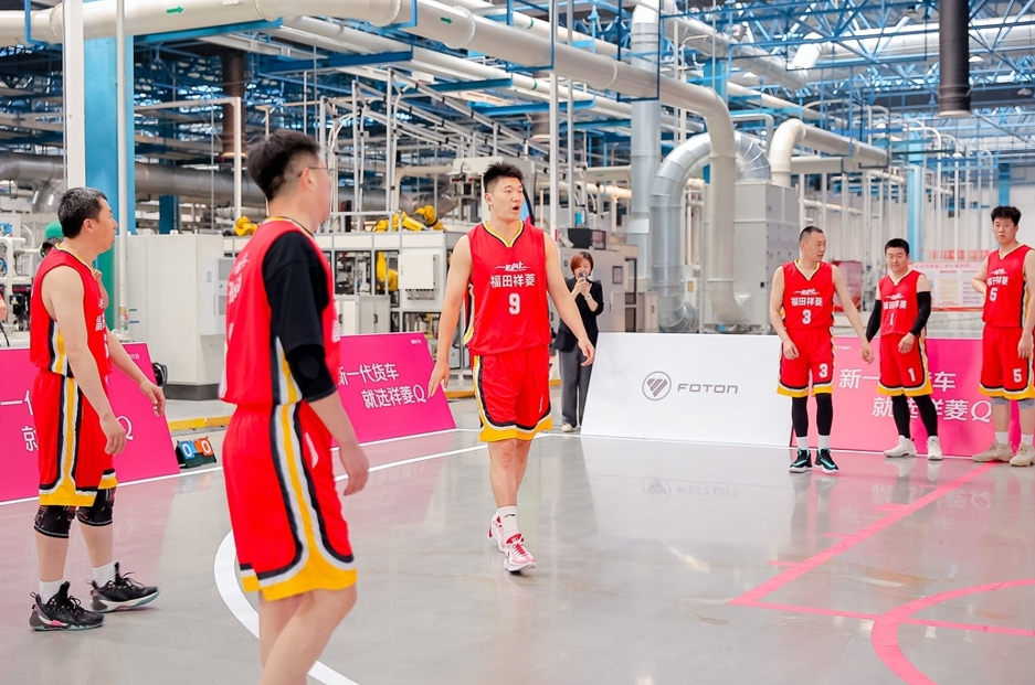 潮创集结 一起向上 第四届福田祥菱宠粉节引爆“尔滨”新流量 - 第3张 - 提加商用车网 潮创集结 一起向上 第四届福田祥菱宠粉节引爆“尔滨”新流量 - 第3张