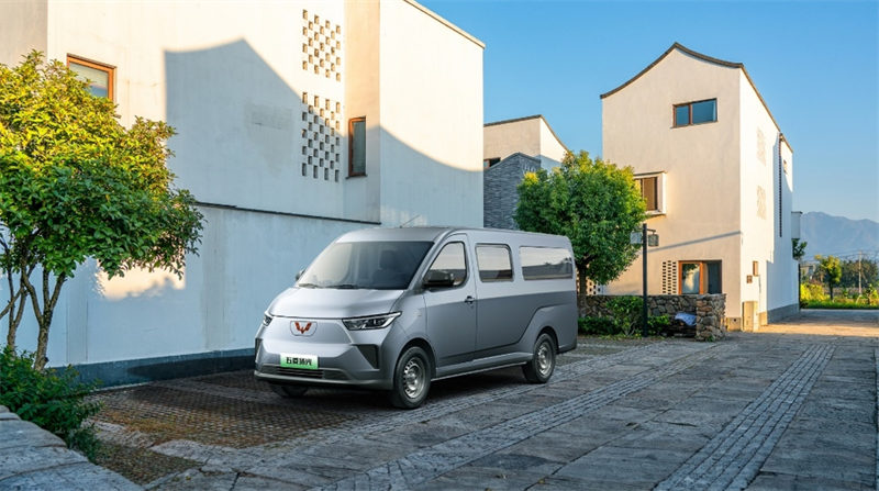 满足多样化创富需求，五菱扬光客车版正式上市！ - 第3张