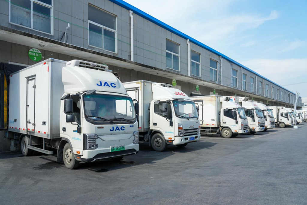 甲子JAC，1卡献礼！ 江淮1卡“物产中国 百万同行”活动首站正式发车，携手老乡鸡助力乡村振兴 - 第11张