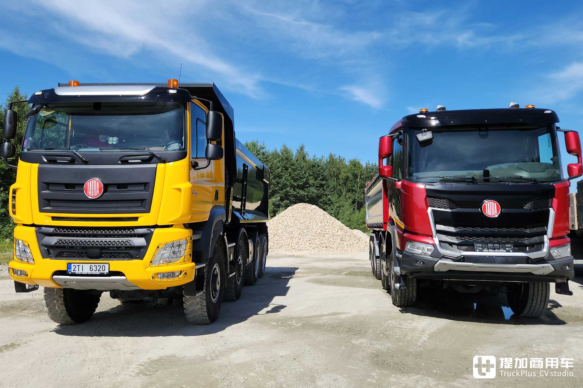 中央脊管车架+摆动半轴，配双联屏内饰，新一代太脱拉Phoenix凤凰实拍