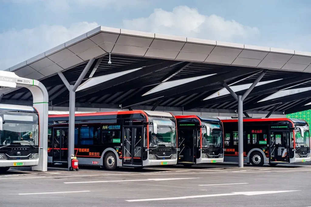 唯一客车企业!宇通客车入选国家首批“智能网联汽车准入和上路通行试点”名单