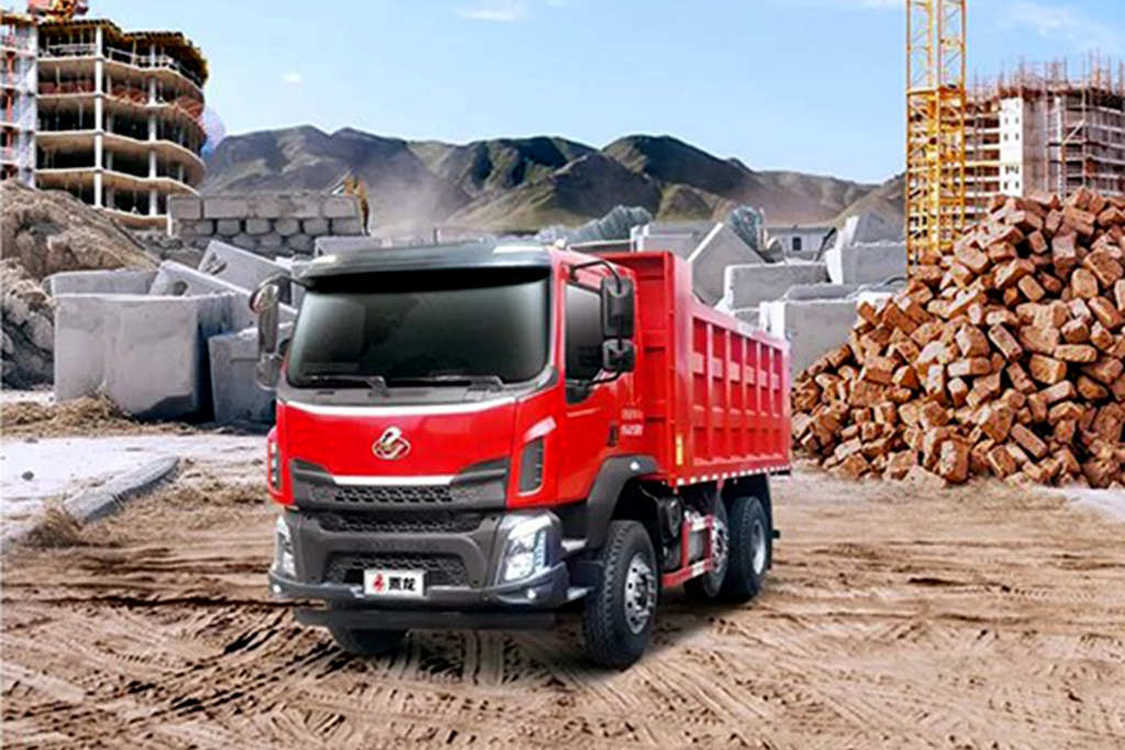 力大多拉快跑还舒适,乘龙M3 6×2R自卸车基建全能选手