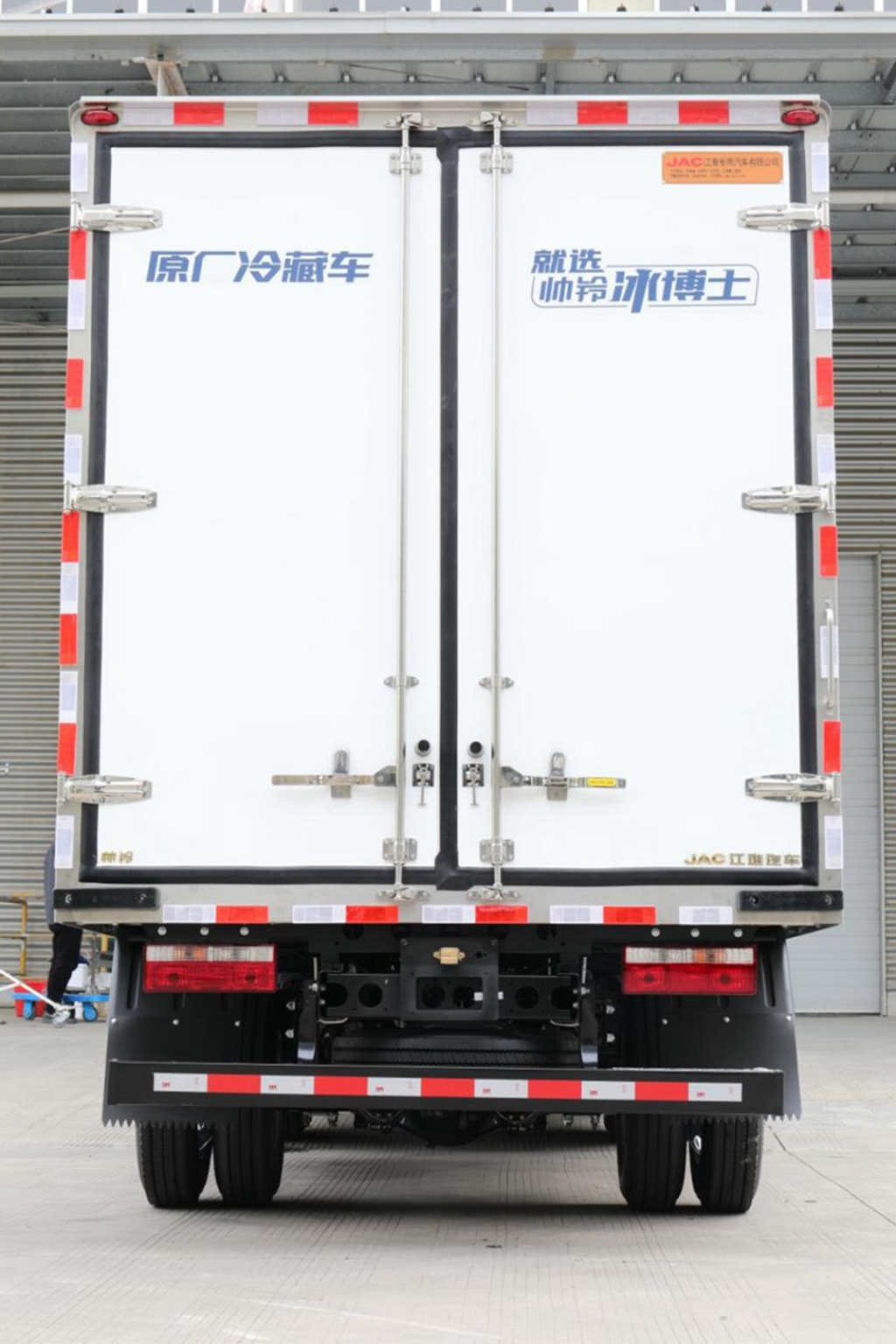 江淮1卡冷链1号帅铃S6冰博士:四大创富秘诀护航,冷链卡友的“梦中情车” - 第3张 - 提加商用车网 江淮1卡冷链1号帅铃S6冰博士:四大创富秘诀护航,冷链卡友的“梦中情车” - 第3张