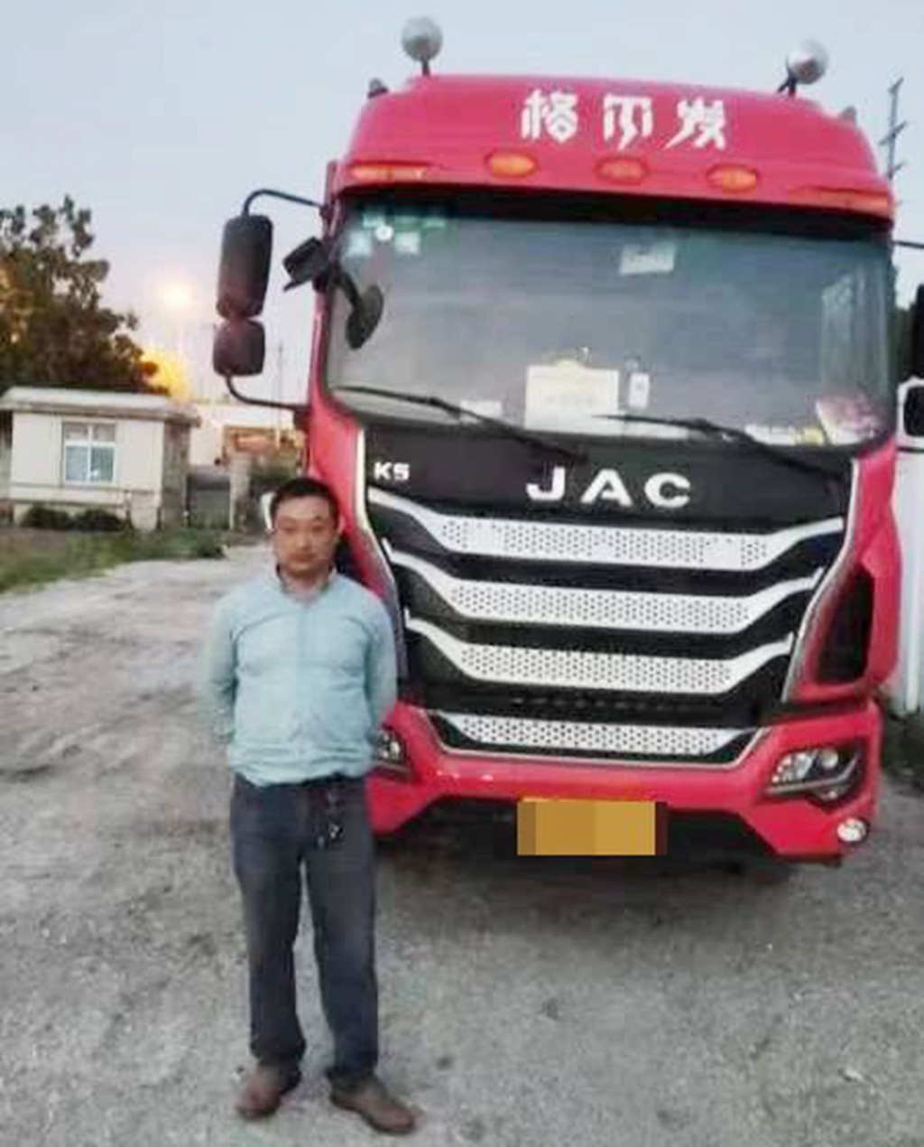 六年运输路,一路江淮情,梁老板为何屡次向亲友推荐江淮重卡? - 第3张 - 提加商用车网 六年运输路,一路江淮情,梁老板为何屡次向亲友推荐江淮重卡? - 第3张