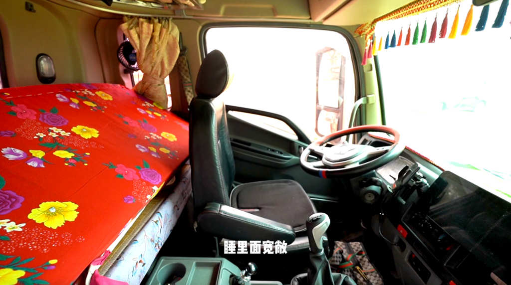 麦浪下的诗与远方:与麦客联盟奔赴收割之约 - 第4张 - 提加商用车网 麦浪下的诗与远方:与麦客联盟奔赴收割之约 - 第4张