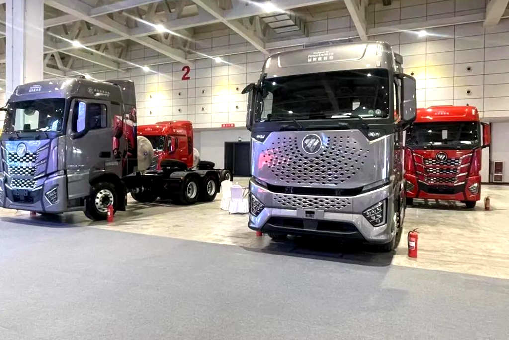 以创新技术引领重卡行业变革，推动物流运输高质量发展，福田欧曼亮相吉司GISE物流养车节 - 第3张