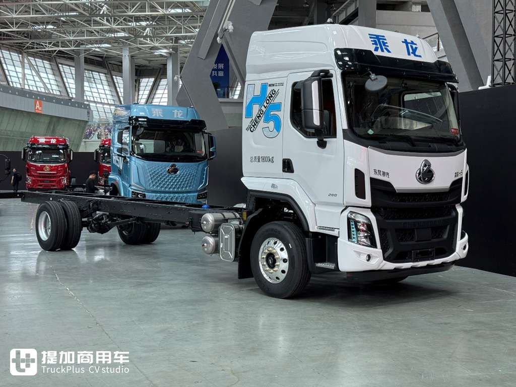 行驶里程达到2400km,乘龙H5 LNG大单桥载货车再破续航记录 - 第1张 - 提加商用车网 行驶里程达到2400km,乘龙H5 LNG大单桥载货车再破续航记录 - 第1张