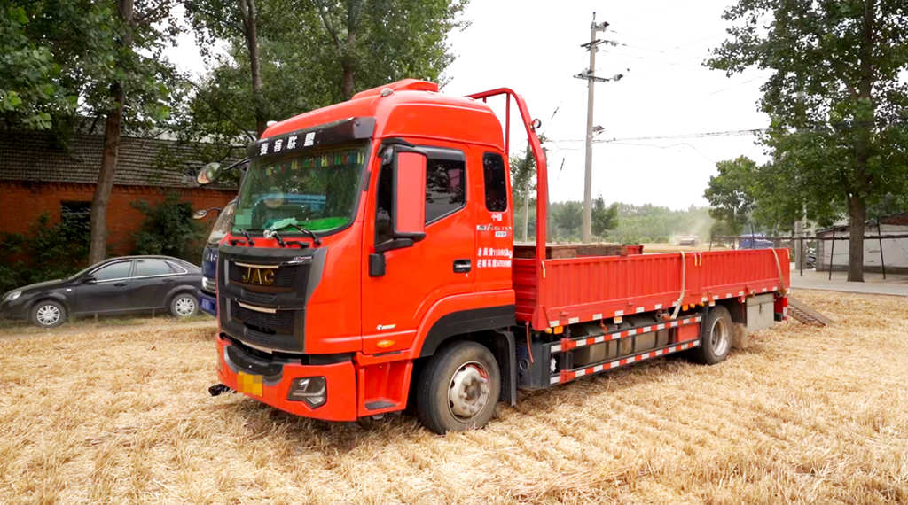 麦浪下的诗与远方:与麦客联盟奔赴收割之约 - 第6张 - 提加商用车网 麦浪下的诗与远方:与麦客联盟奔赴收割之约 - 第6张