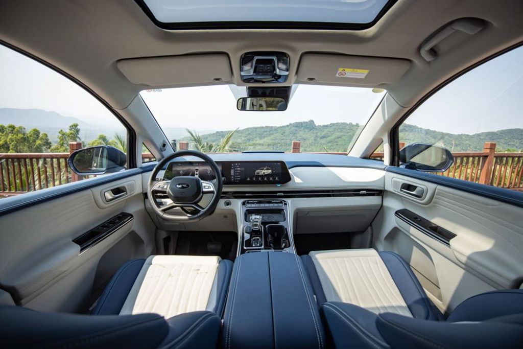 实力担当出行行业大会指定用车,瑞风RF8发力出行大客户市场 - 第7张 - 提加商用车网 实力担当出行行业大会指定用车,瑞风RF8发力出行大客户市场 - 第7张