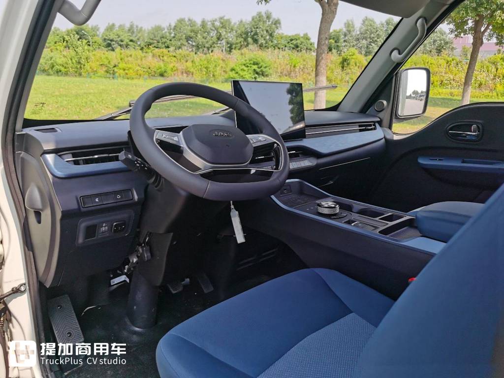 江淮1卡再次诠释何为高端豪华轿卡,江淮恺达U7电动轿卡实拍 - 第7张 - 提加商用车网 江淮1卡再次诠释何为高端豪华轿卡,江淮恺达U7电动轿卡实拍 - 第7张