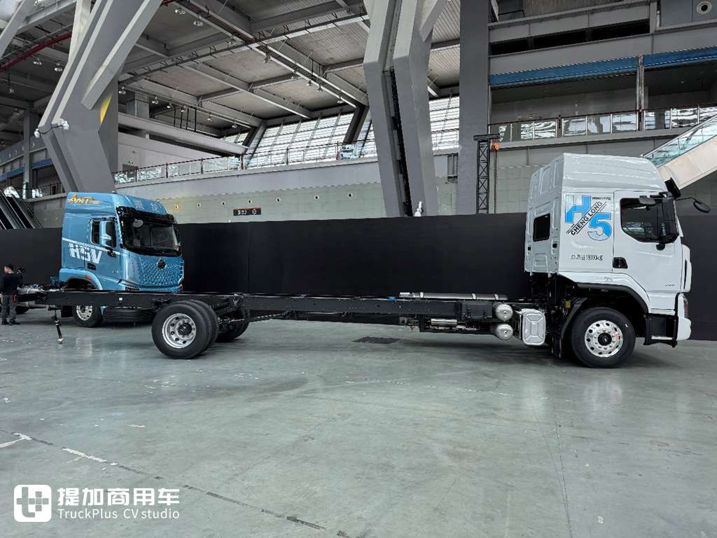 行驶里程达到2400km,乘龙H5 LNG大单桥载货车再破续航记录 - 第8张 - 提加商用车网 行驶里程达到2400km,乘龙H5 LNG大单桥载货车再破续航记录 - 第8张