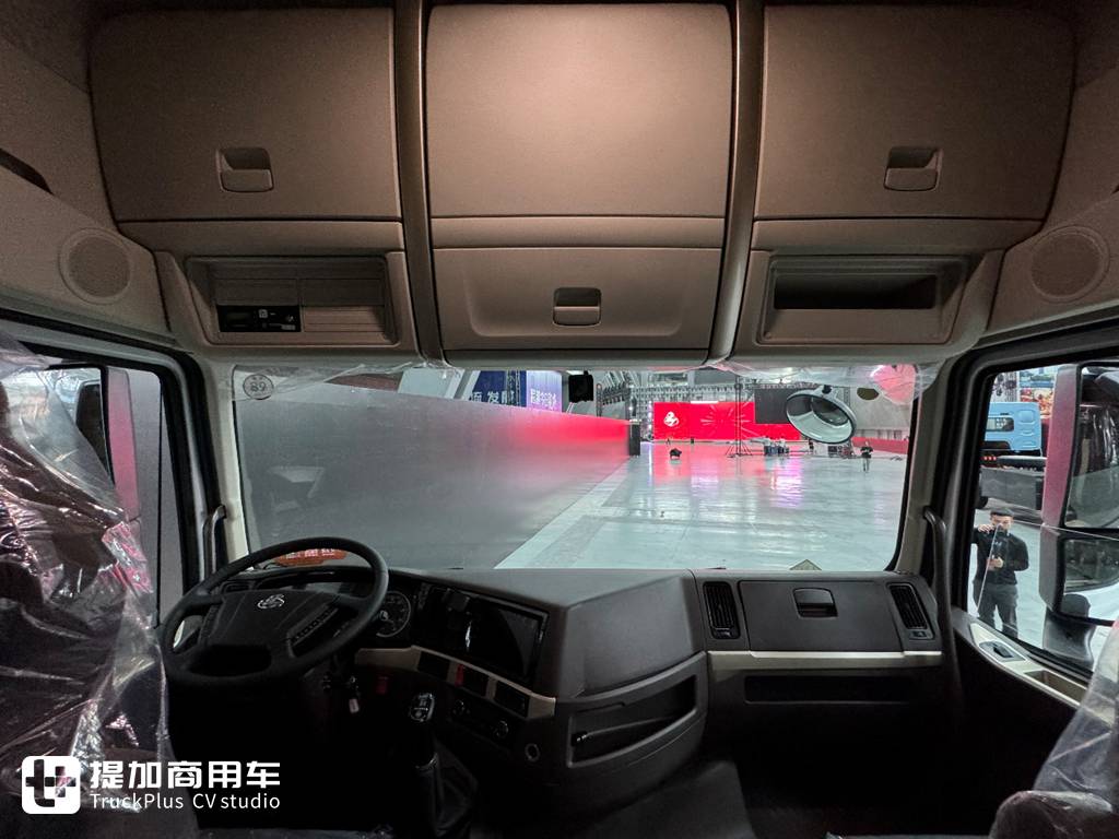 行驶里程达到2400km,乘龙H5 LNG大单桥载货车再破续航记录 - 第14张 - 提加商用车网 行驶里程达到2400km,乘龙H5 LNG大单桥载货车再破续航记录 - 第14张
