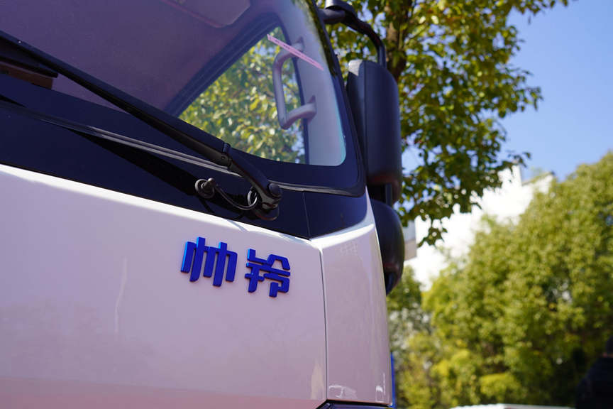 江淮1卡帅铃ES6：七大“法宝”护航，打造全能高端纯电轻卡新标杆