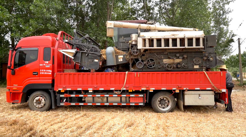 麦浪下的诗与远方:与麦客联盟奔赴收割之约 - 第7张 - 提加商用车网 麦浪下的诗与远方:与麦客联盟奔赴收割之约 - 第7张