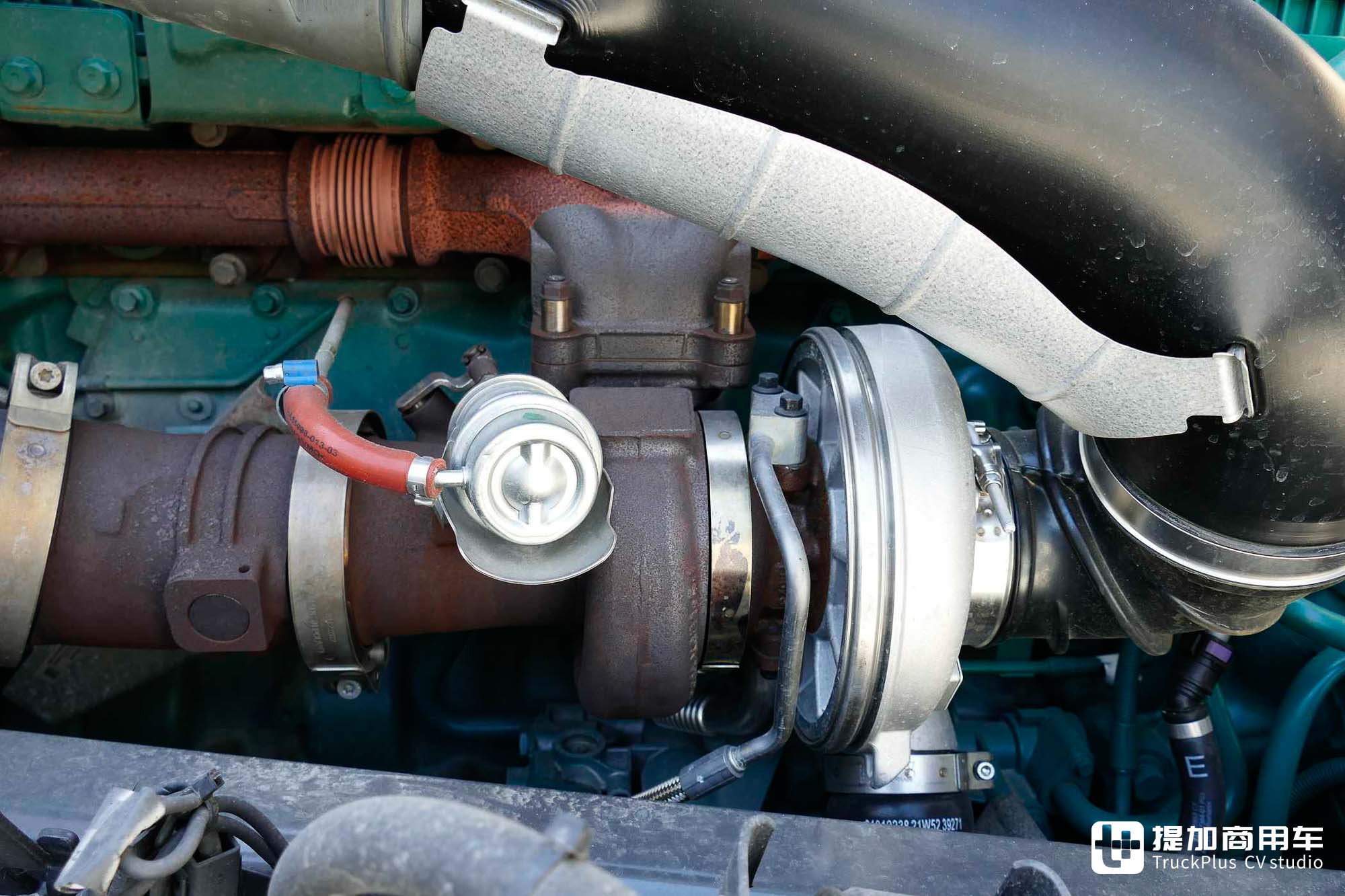 全车空气悬挂,生活设施丰富,顶配的沃尔沃FM 380 6x2载货车了解一下 - 第11张 - 提加商用车网 全车空气悬挂,生活设施丰富,顶配的沃尔沃FM 380 6x2载货车了解一下 - 第11张