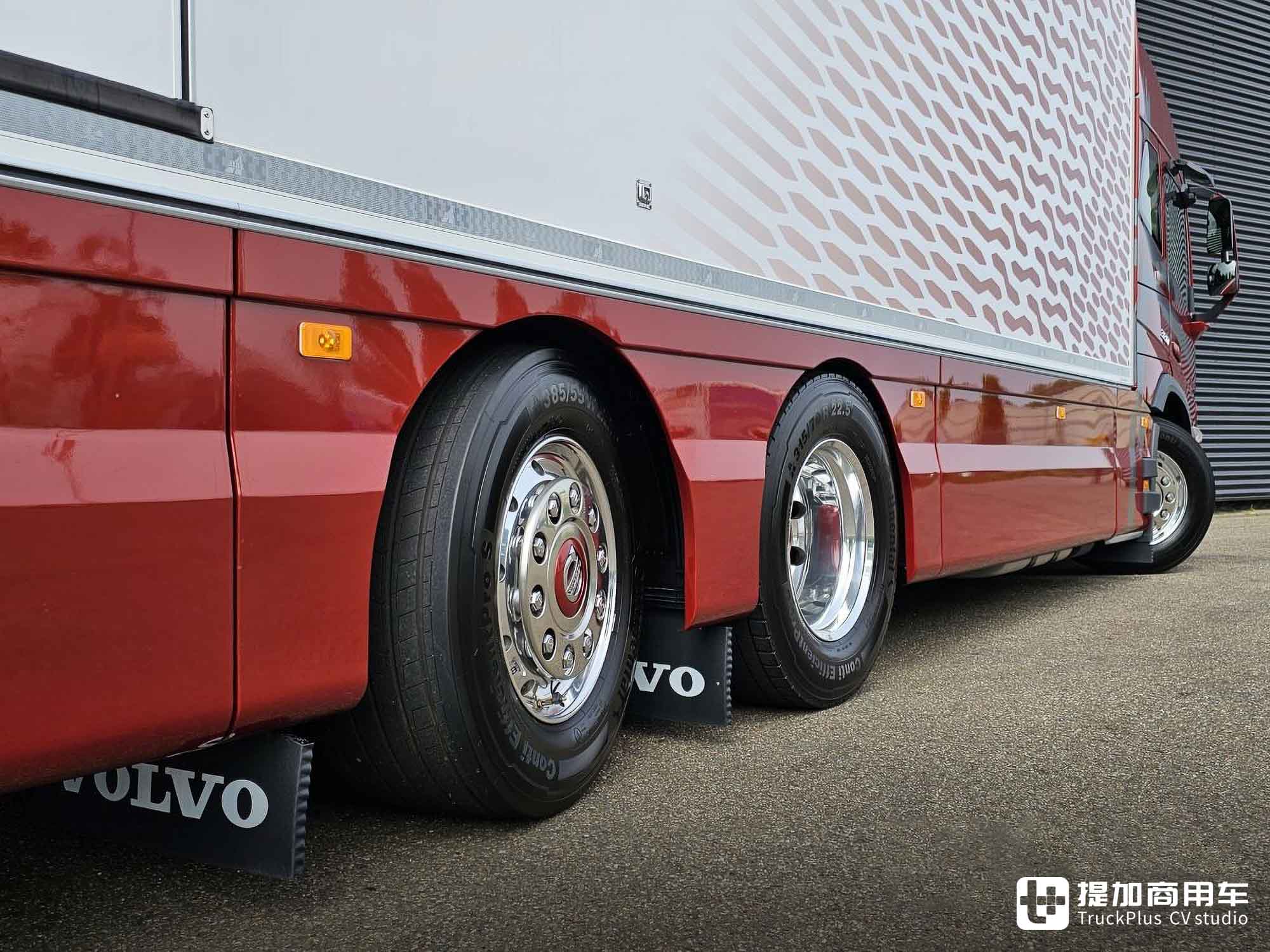 全车空气悬挂,生活设施丰富,顶配的沃尔沃FM 380 6x2载货车了解一下 - 第12张 - 提加商用车网 全车空气悬挂,生活设施丰富,顶配的沃尔沃FM 380 6x2载货车了解一下 - 第12张