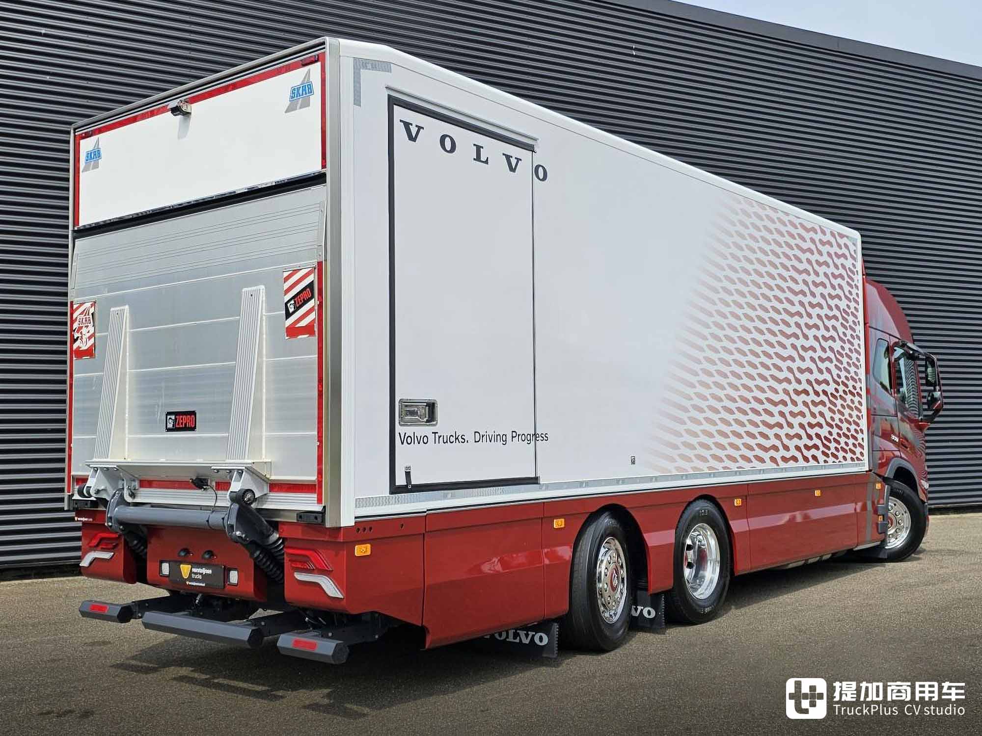 全车空气悬挂,生活设施丰富,顶配的沃尔沃FM 380 6x2载货车了解一下 - 第15张 - 提加商用车网 全车空气悬挂,生活设施丰富,顶配的沃尔沃FM 380 6x2载货车了解一下 - 第15张