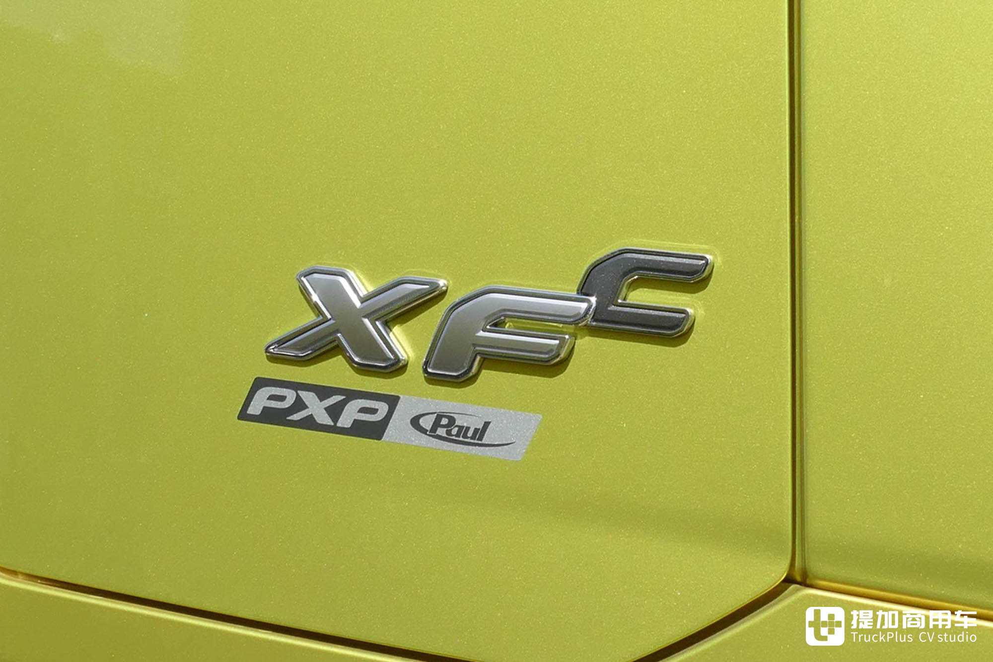 是牵引车也是工程车,公路&越野性能都强悍,达夫XFC工程牵引车实拍 - 第16张 - 提加商用车网 是牵引车也是工程车,公路&越野性能都强悍,达夫XFC工程牵引车实拍 - 第16张