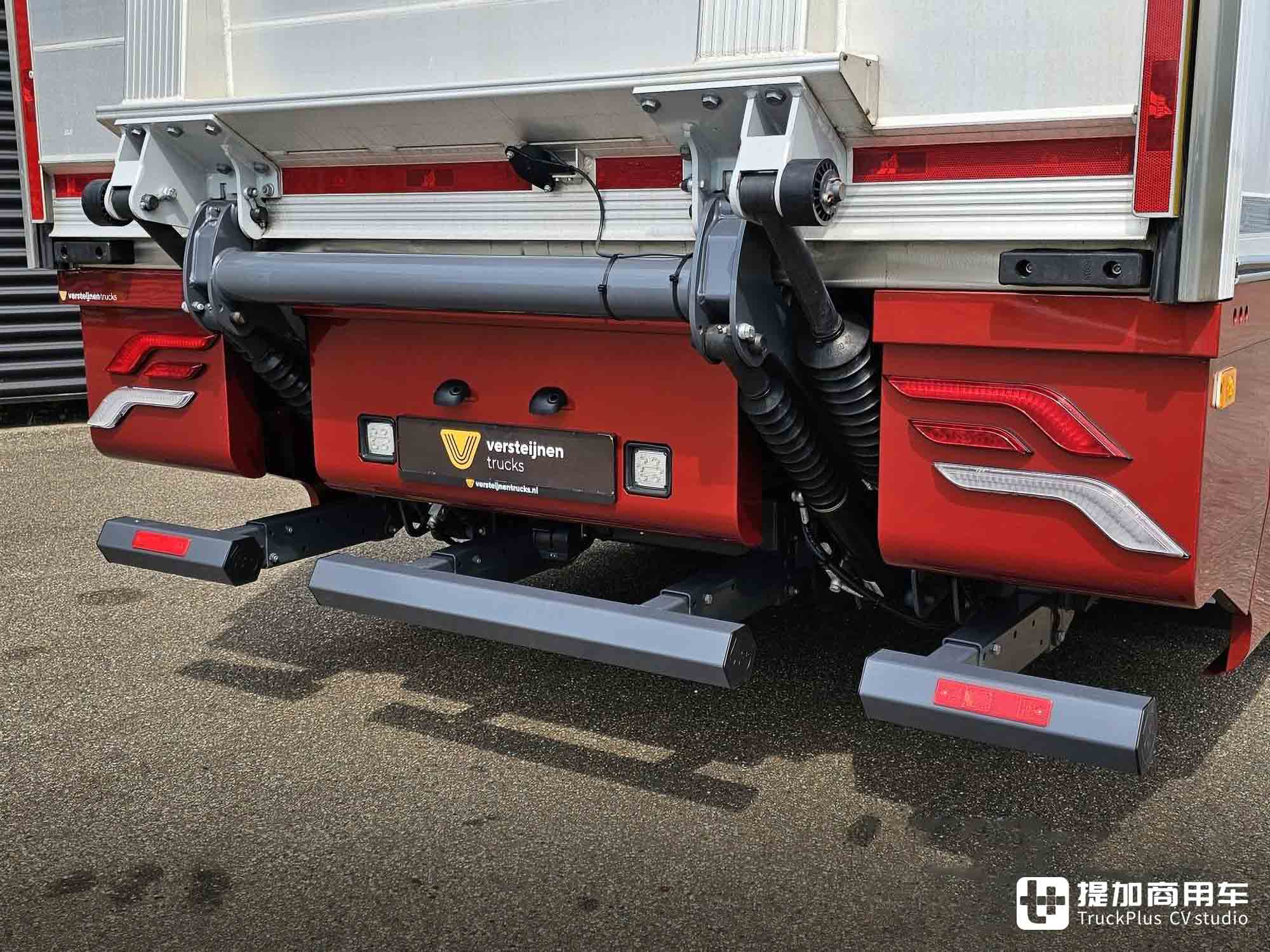 全车空气悬挂,生活设施丰富,顶配的沃尔沃FM 380 6x2载货车了解一下 - 第25张 - 提加商用车网 全车空气悬挂,生活设施丰富,顶配的沃尔沃FM 380 6x2载货车了解一下 - 第25张